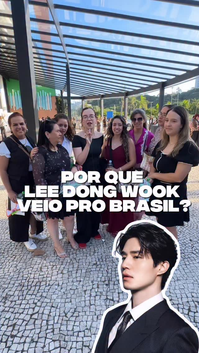 ALGUMA RAPOSA DO LEE DONG WOOK PERDIDA POR AÍ?

 O ator coreano está no Brasil para seu fan meeting e fomos descobrir o que os fãs acham que ele veio fazer aqui (mas só respostas erradas!) 

E você? Onde e o que recomendaria para o raposão fazer???
.
.
.
#leedongwook #dorameiras #dorameiros #kdramas #doramas