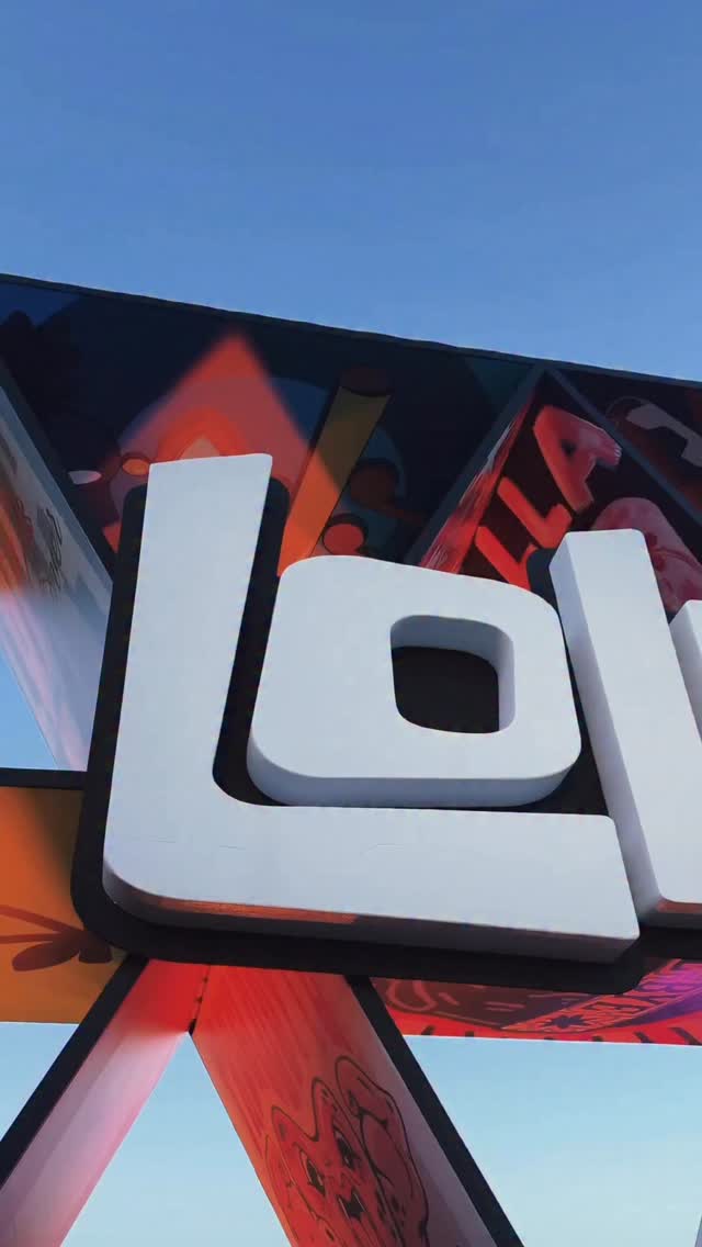 Vale lembrar de um dia muito especial pra mim, que sou EYEKON. 

Tudo começou no esquenta, passando no Gendai pra garantir meu combo com uma Coca-Cola bem gelada, já entrando no clima do que vinha pela frente.

Depois disso, foi só deixar a música guiar. E quando KATSEYE subiu no palco, foi impossível não sentir que estava vivendo um daqueles momentos que a gente sabe que vai lembrar por muito tempo.

No meio de tudo, ainda teve uma pausa no stand de Coca-Cola, que virou parte da experiência e daquele respiro necessário pra continuar aproveitando.

Daqueles dias que a gente vive intensamente e guarda pra sempre na memória.

Muito obrigada @gendaioficial e @cocacola_br ❤️🫰🏻
.
.
.
Publicidade #katseye #gendai #cocacola #eyekon