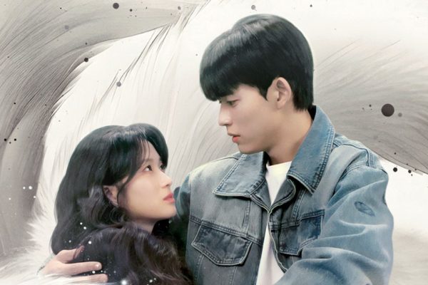 Atores protagonistas de De Repente Humana, se olhando, em poster do dorama netflix