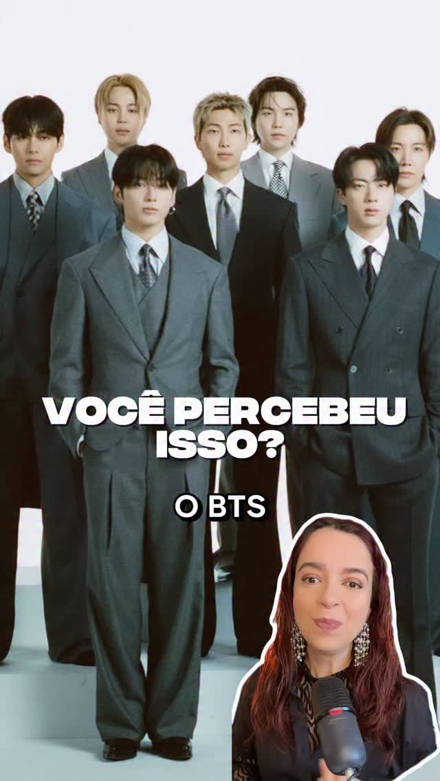 VOCÊ CHEGOU NO FANDOM AGORA OU JÁ É ARMY DAS ANTIGAS…

Muito antes do webtoon e do k-drama, os fãs passaram anos tentando decifrar uma história escondida nos clipes do BTS. Cada detalhe parecia uma pista. E foi assim que nasceu uma das teorias mais marcantes do Bangtan Universe (BU). 
Será que o Jin era um viajante no tempo? 

Você viveu essa época ou acabou de descobrir essa história?

Marca aquela ARMY que passava horas criando teorias com você.

#BTS #BangtanUniverse #HYYH #ARMY #Kpop