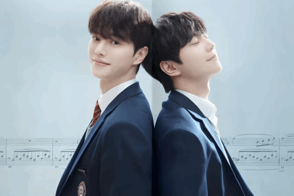 Protagonistas de Quatro Mãos, Duas Sonatas, novo k-drama da Netflix, aparecem de costas um para o outro em imagem promocional da série.